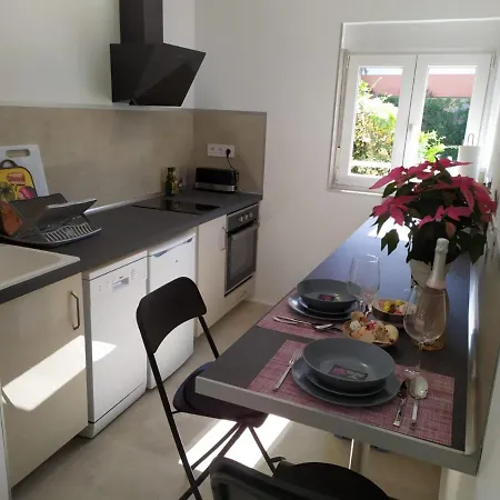 Fantastico-4-top-studio-mit-terrasse-und-balkon-in-zentrum-von-puerto-de-la-cruz-teneriffa Lejlighed